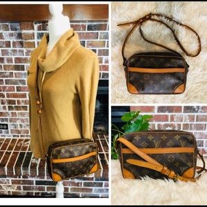 Louis Vuitton Trocadero 23 Crossbody